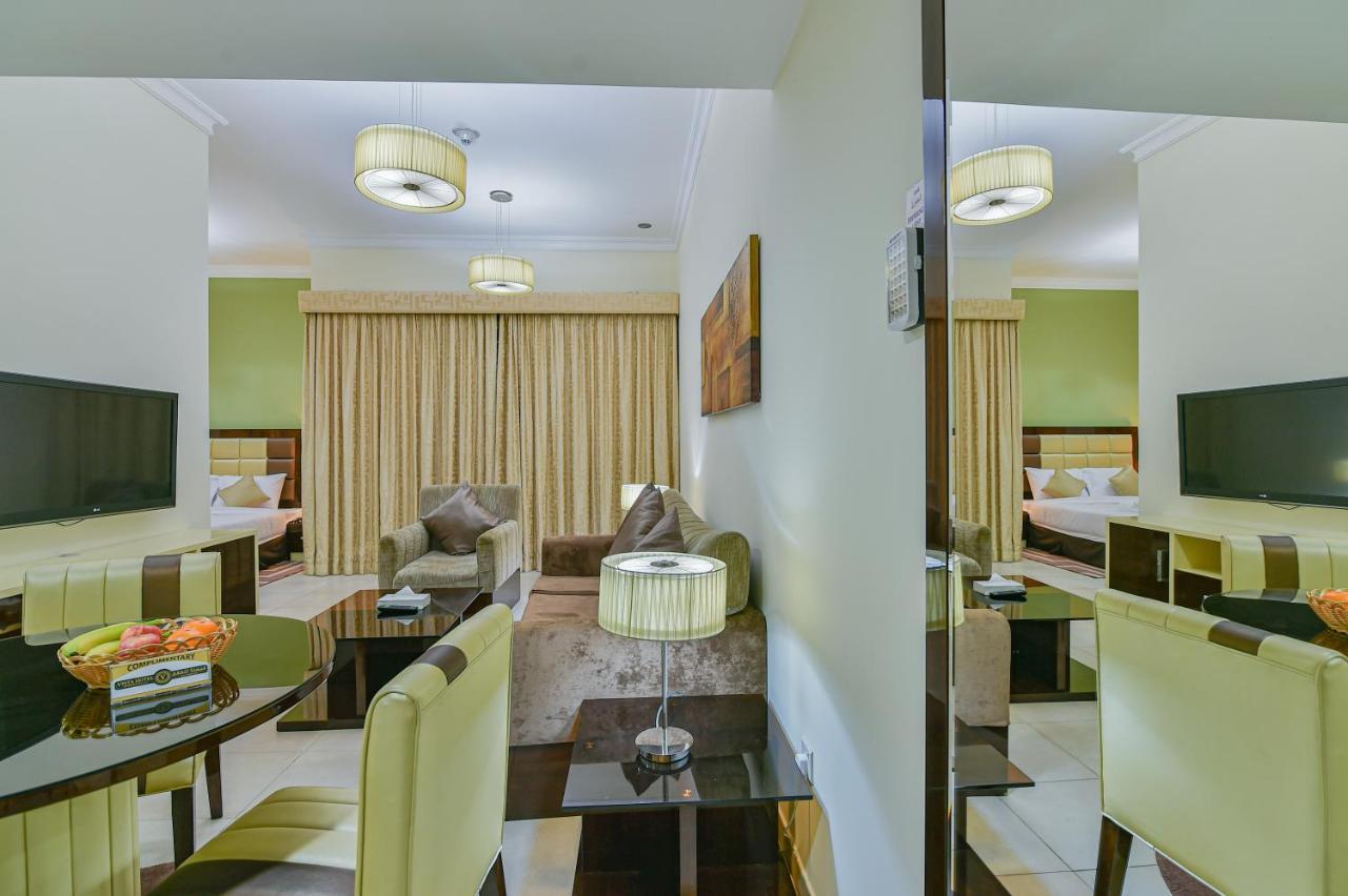 Vista Hotel Apartments Deluxe Dubai Luaran gambar